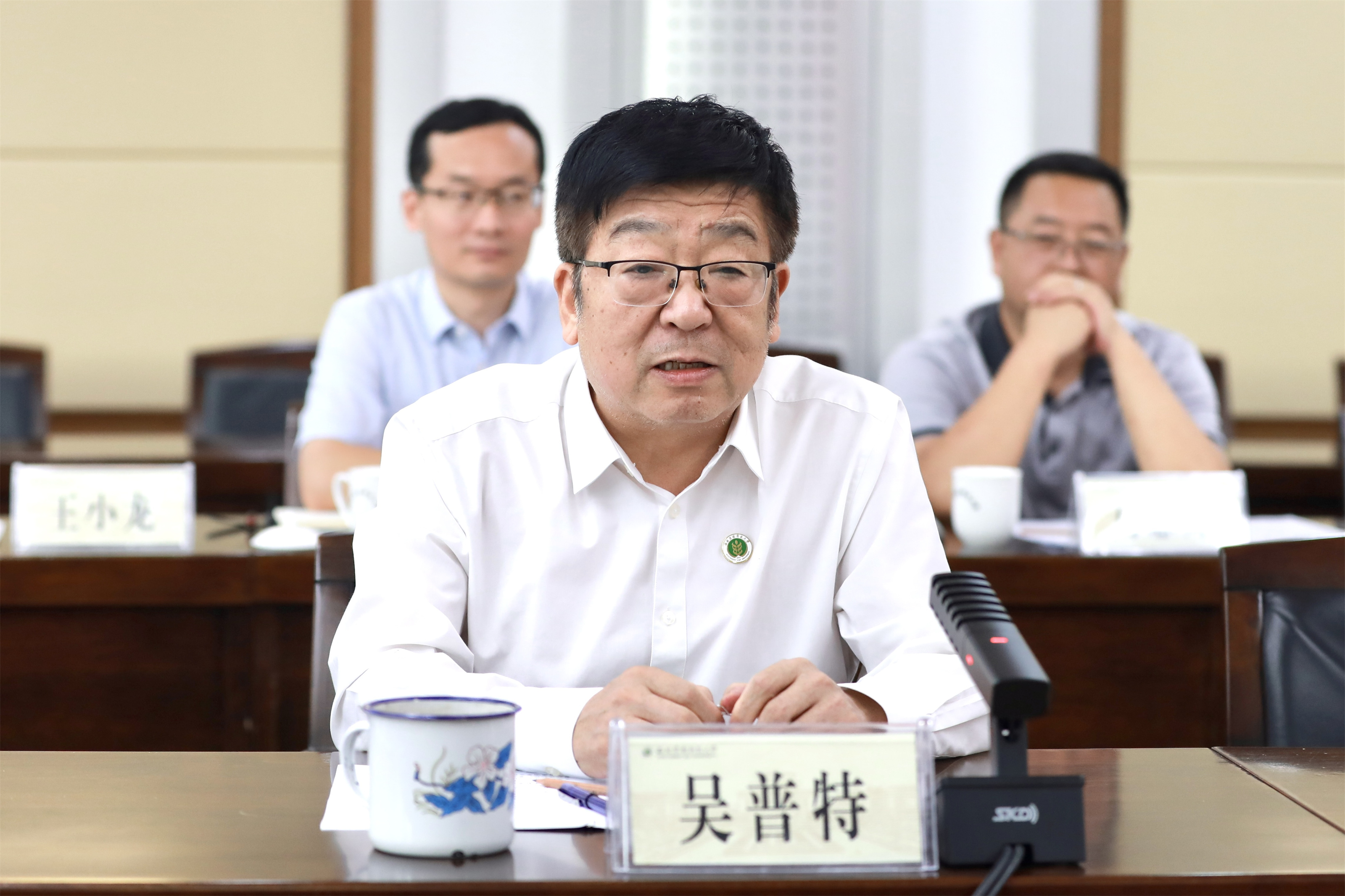 浙江大学党委书记任少波一行赴陕西调研考察