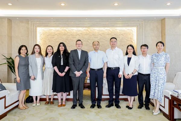 ZJU President M...