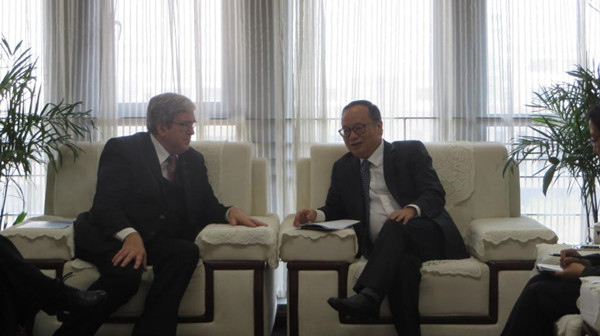 file.php?cmd=download&id=3091901