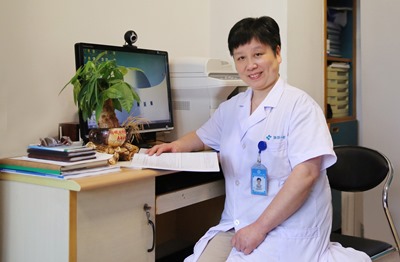 周建英 浙江大学医学院附属第一医院呼吸内科主任,教授,博士生